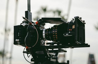 廣告片與宣傳片的區(qū)別體現(xiàn)在哪些方面？