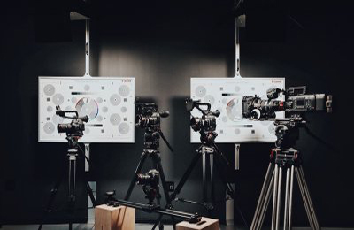 室內(nèi)產(chǎn)品宣傳片拍攝布光如何運(yùn)用光源？