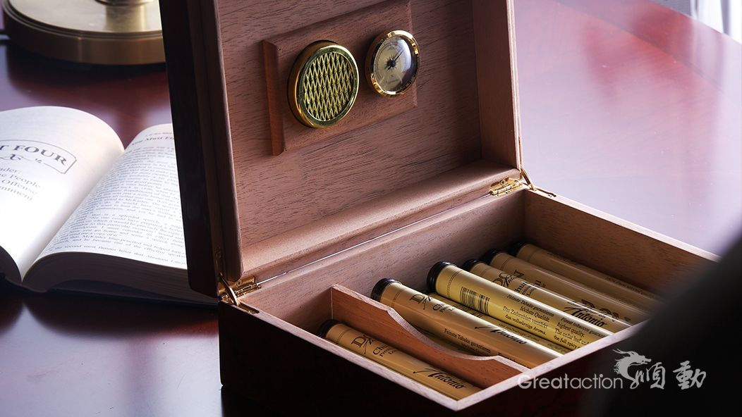 順動(dòng)國(guó)際傳媒   宣傳片 宣傳片拍攝   廣告片  房車  奢侈