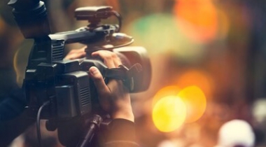 汽車(chē)廣告片拍攝公司｜讓速度、科技與情緒在鏡頭里同時(shí)點(diǎn)火